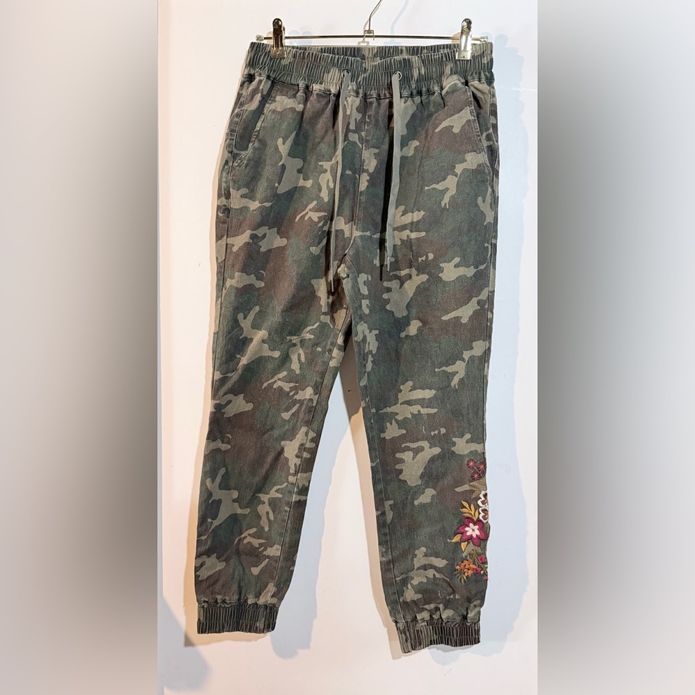 Camo Jogger Pants with Floral Embroidery